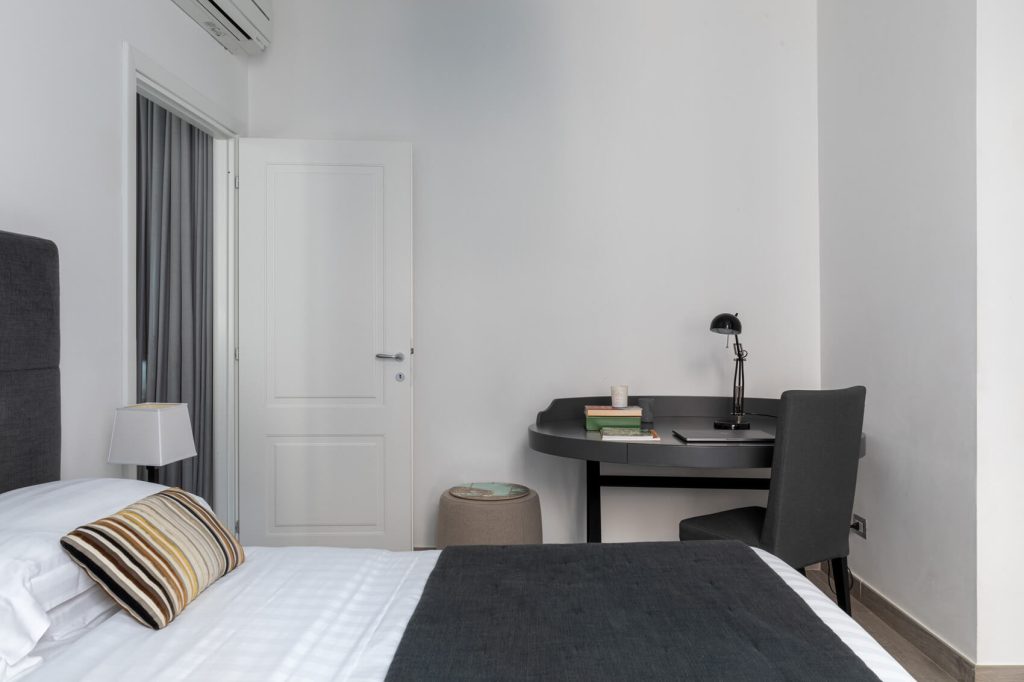 Camera da letto dell’Appartamento Deva a Now Apartments Roma centro